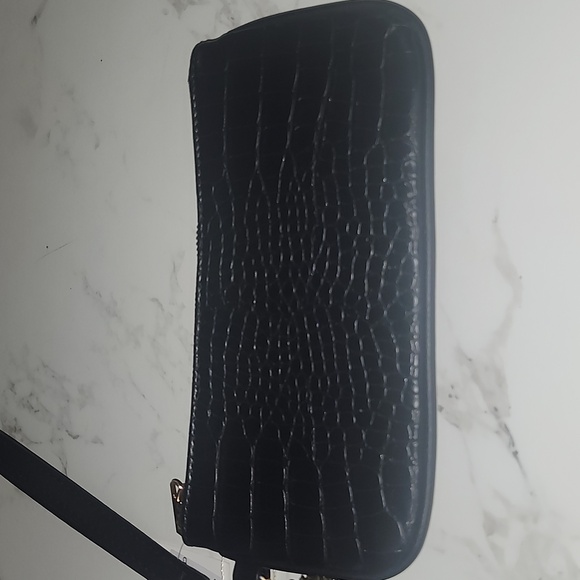 3pc Black Croc Wristlet/ Wallet Set - Picture 7 of 9